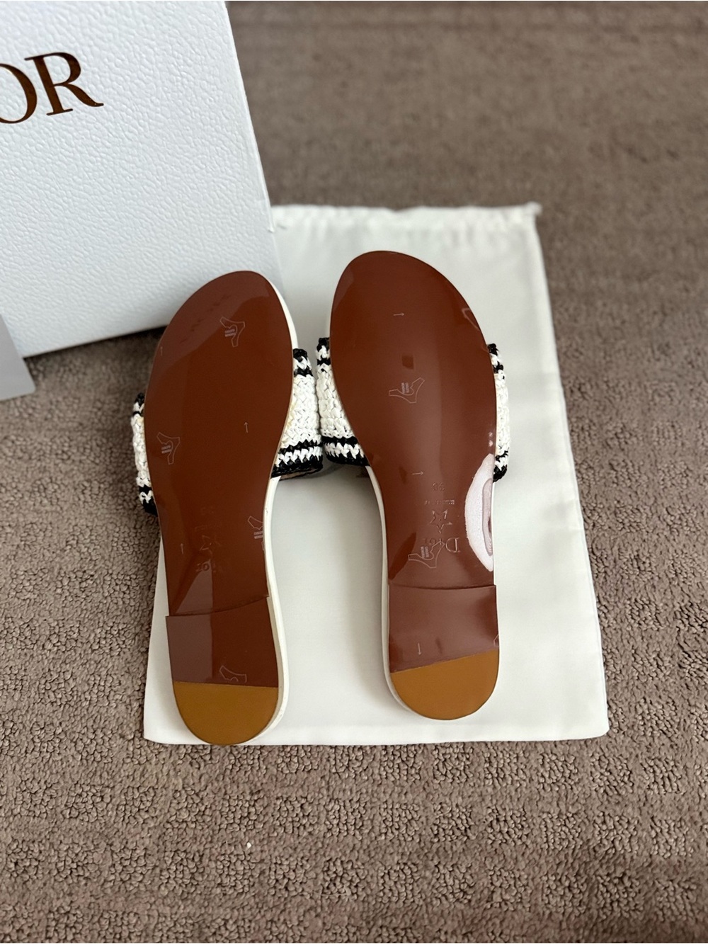 Dior Black & White Knit Logo Slide Sandals - Picture 3 of 4